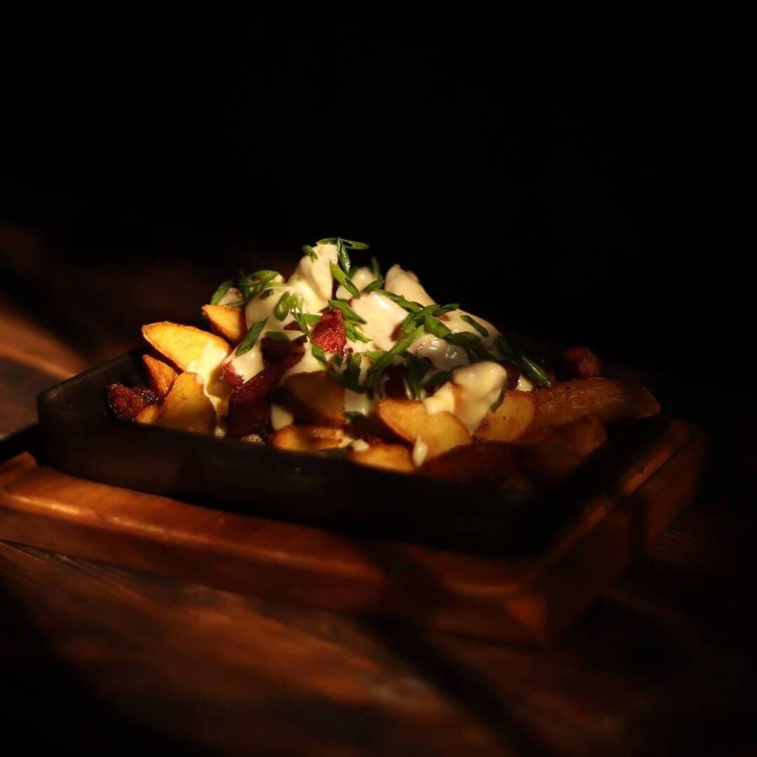 Bunker cafe - Галерея, розваги, їжа, напої